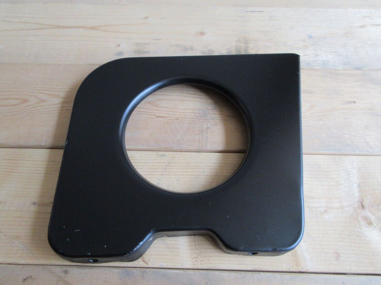 CJ2A CJ3A CJ3B M38 SPARE TIRE REINFORCEMENT BAFFLE CRP030