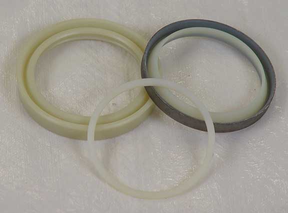 905003 Track Adjuster Seal Kit