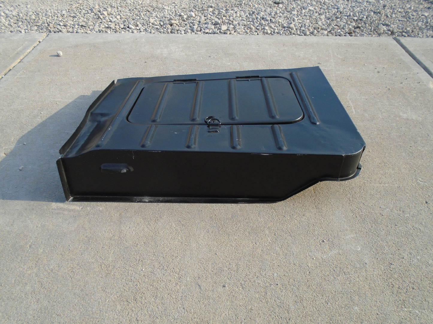 CJ5 Toolbox with lid Tool Box CRP074
