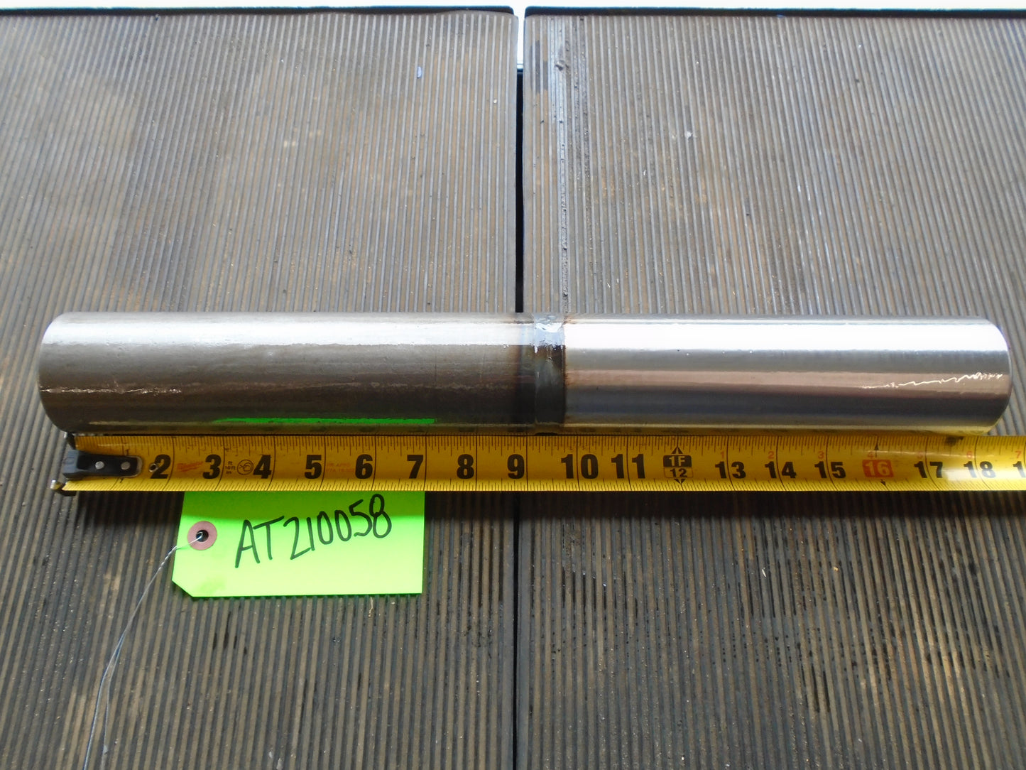 AT210058 450H 450J 450K 450P 550J 550K 550P LT & LGP Track Adjuster Rod