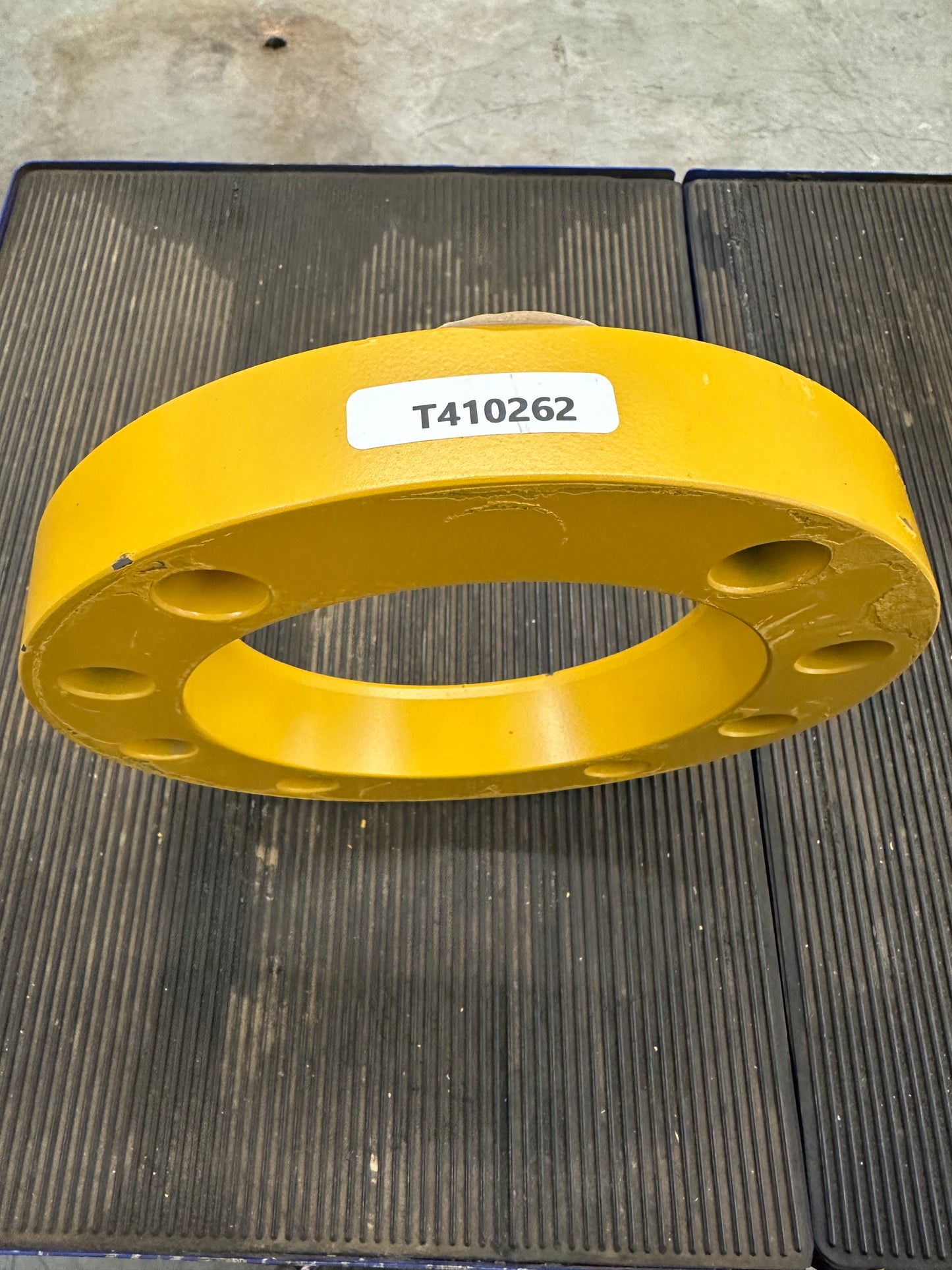 T410262 700H 700J 700K 700L 8 Bolt Blade Pivot Retainer