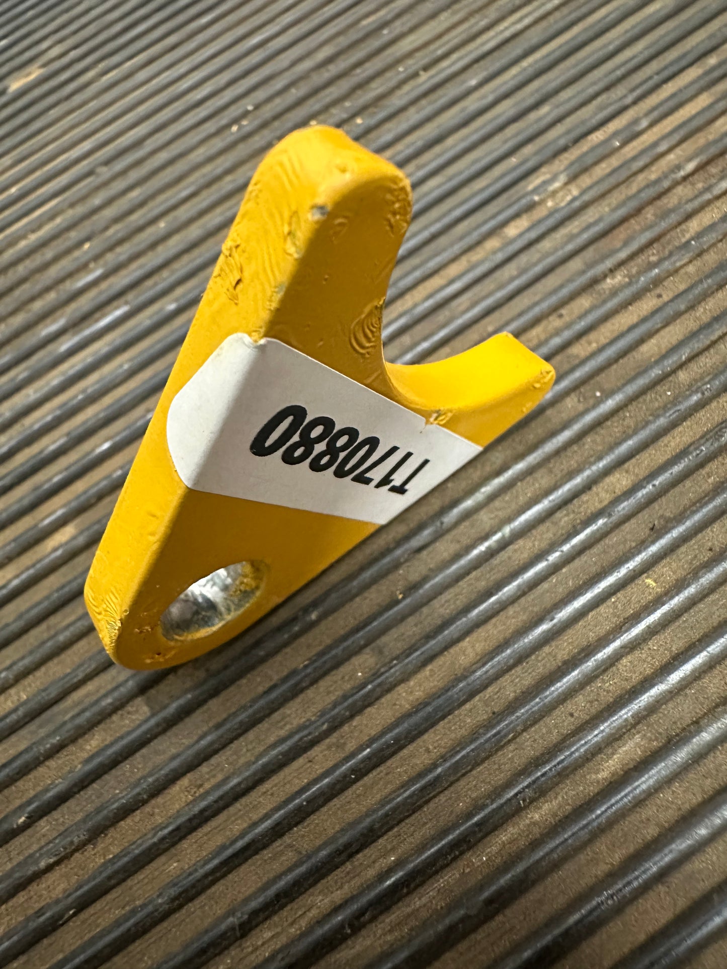 T170880 Pin Retainer Strap Plate 450H 450J 550H 550J 650H 650J