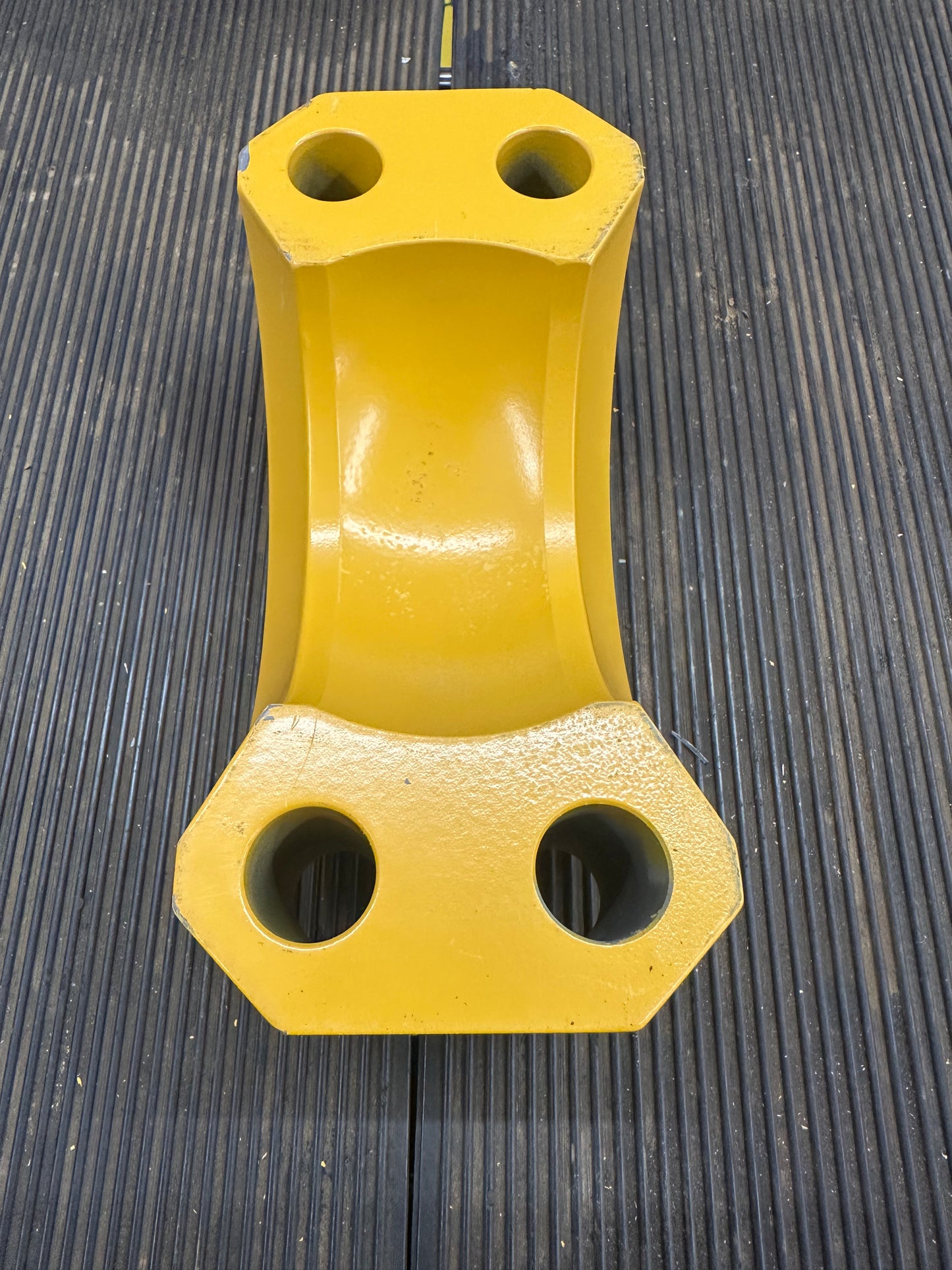 T180535 450G 550G 650G & Early 450H 550H 650H Blade Cap T144252