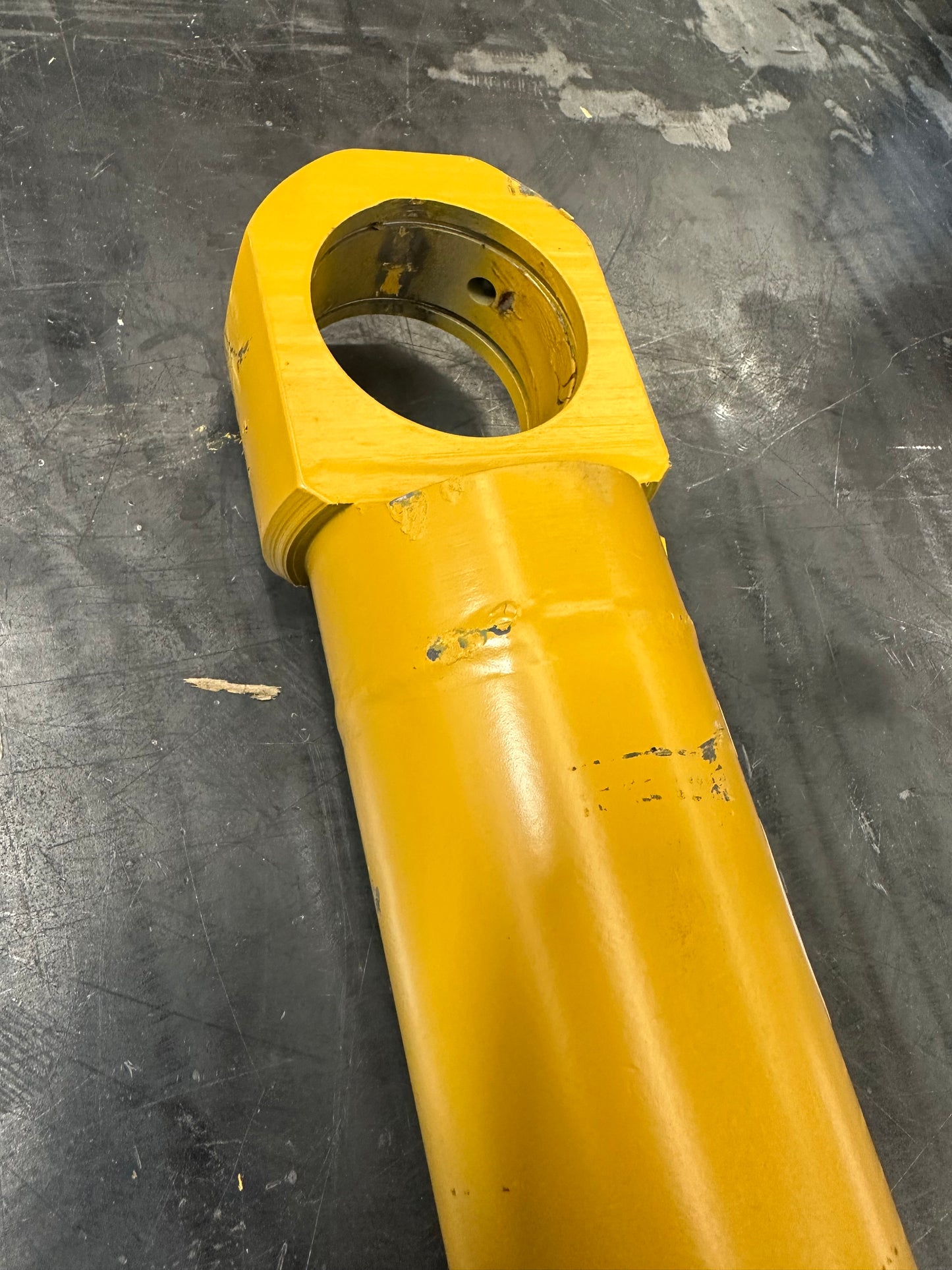 AH216716 450H 450J Angle Cylinder without Bushings