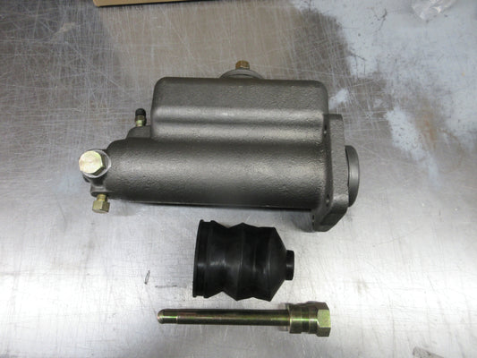 Master Cylinder for M54 and M809 Series