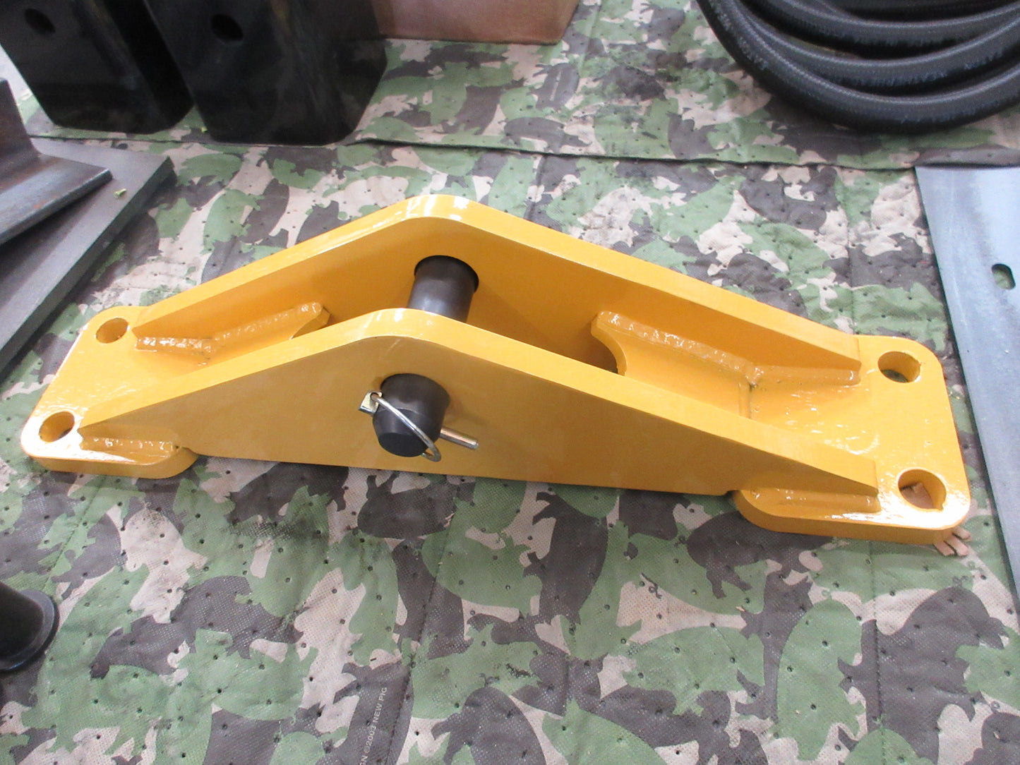 HITCH FOR JOHN DEERE 450, 550, 650 H J K P Dozers AT400408 T495676