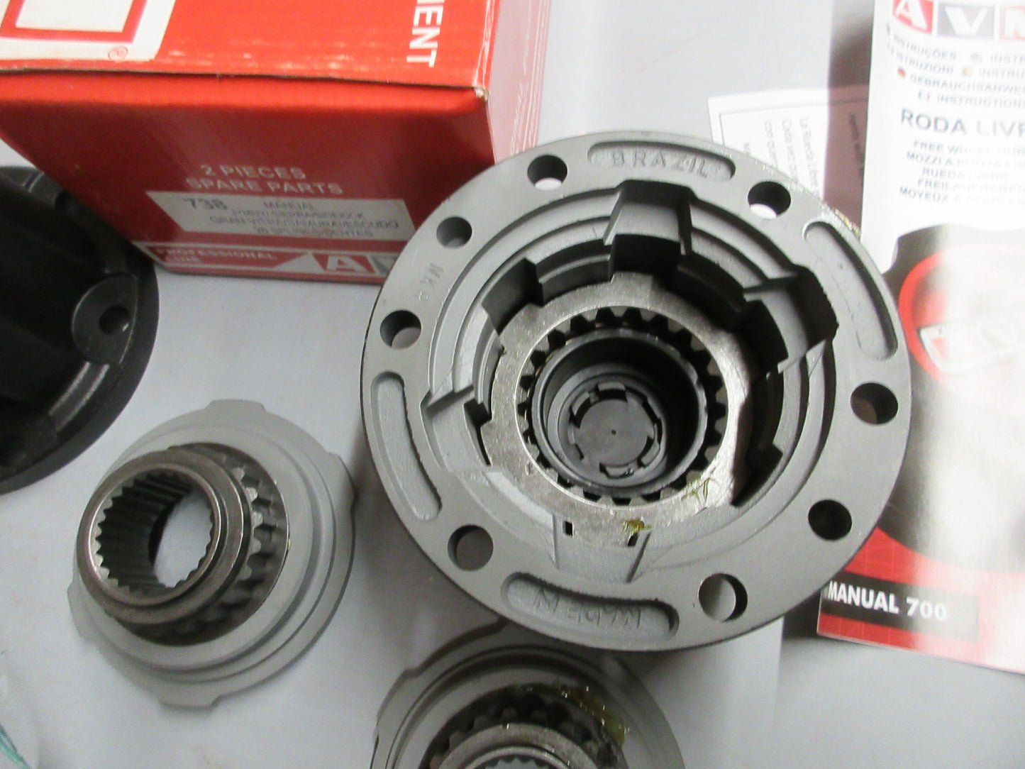 AVM 738 locking hubs Suzuki Samurai sierra Sidekick warn 34581 lock outs Extreme