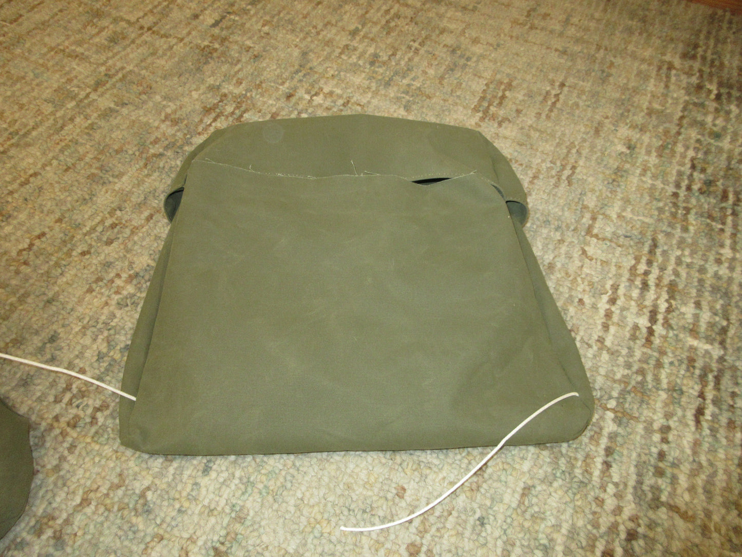 M35 Solid mount seat cover