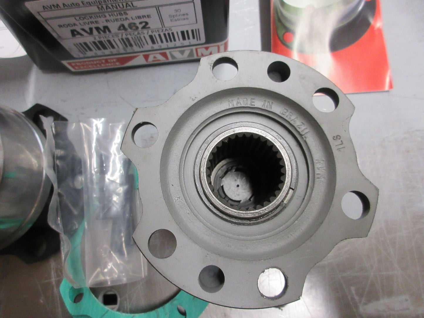 AVM 462 Locking hubs outs fits Toyota LAND CRUISER 1998+ FZJ HZJ 100 lockouts