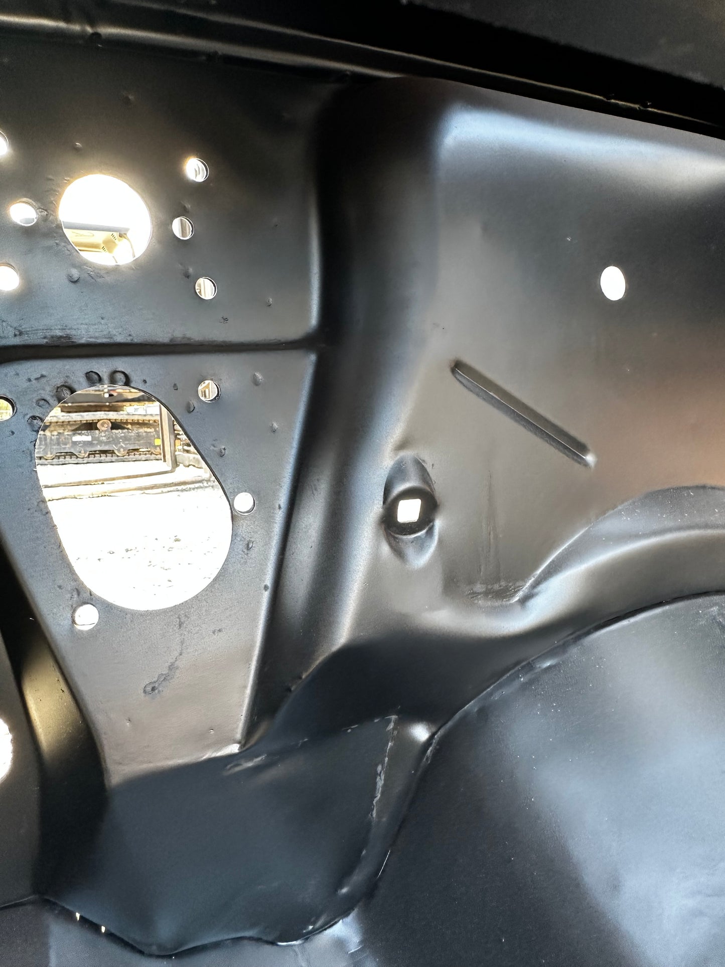 1976-1977 CJ5 BODY TUB JEEP