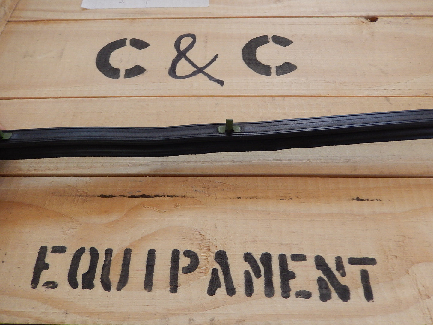 2.5-5 TON M35A2 M800 M900 SERIES SIDE WINDOW FELT WIPER 7373287