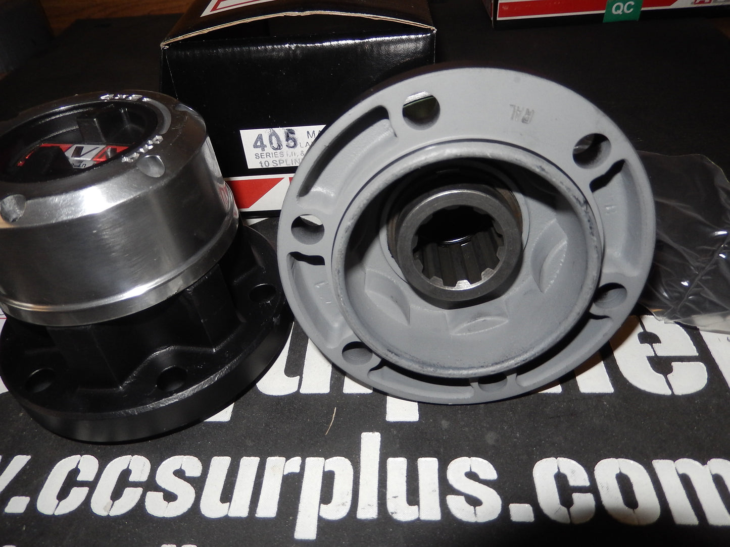 AVM 405 Locking hubs outs LAND ROVER SERIES 1, 11, 111, 88" W.B. FREE WHEELING