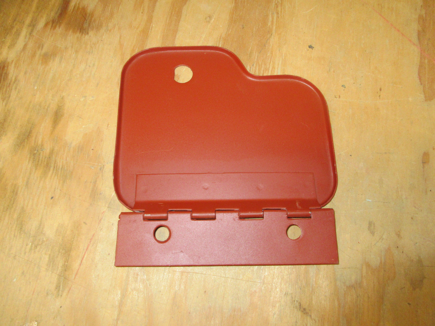 M38 Glove box door with Hinge