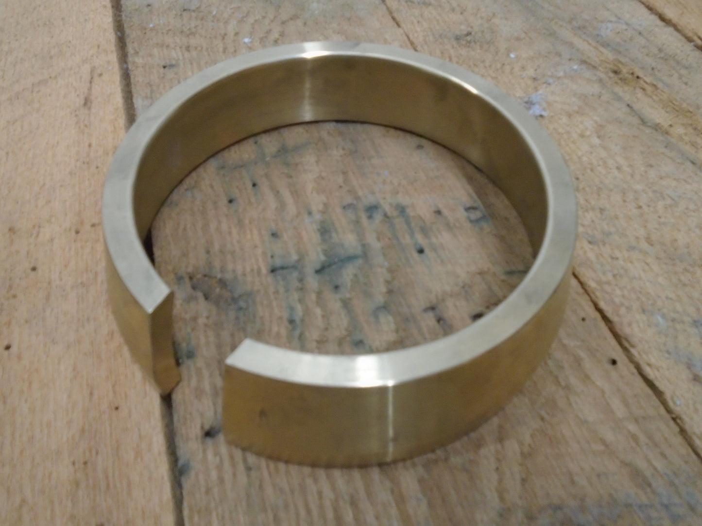 T231116 Blade Ball Pivot Slip Ring