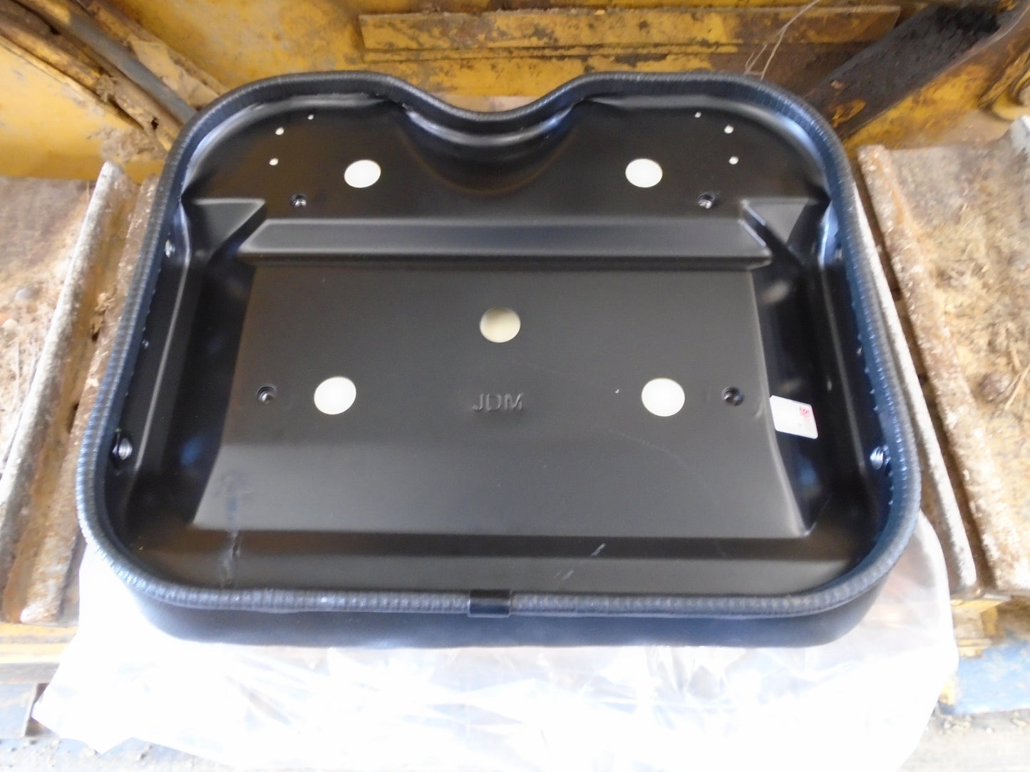 AT69467 AT113195 Genuine John Deere Seat Cushion Set 450G 550G 650G