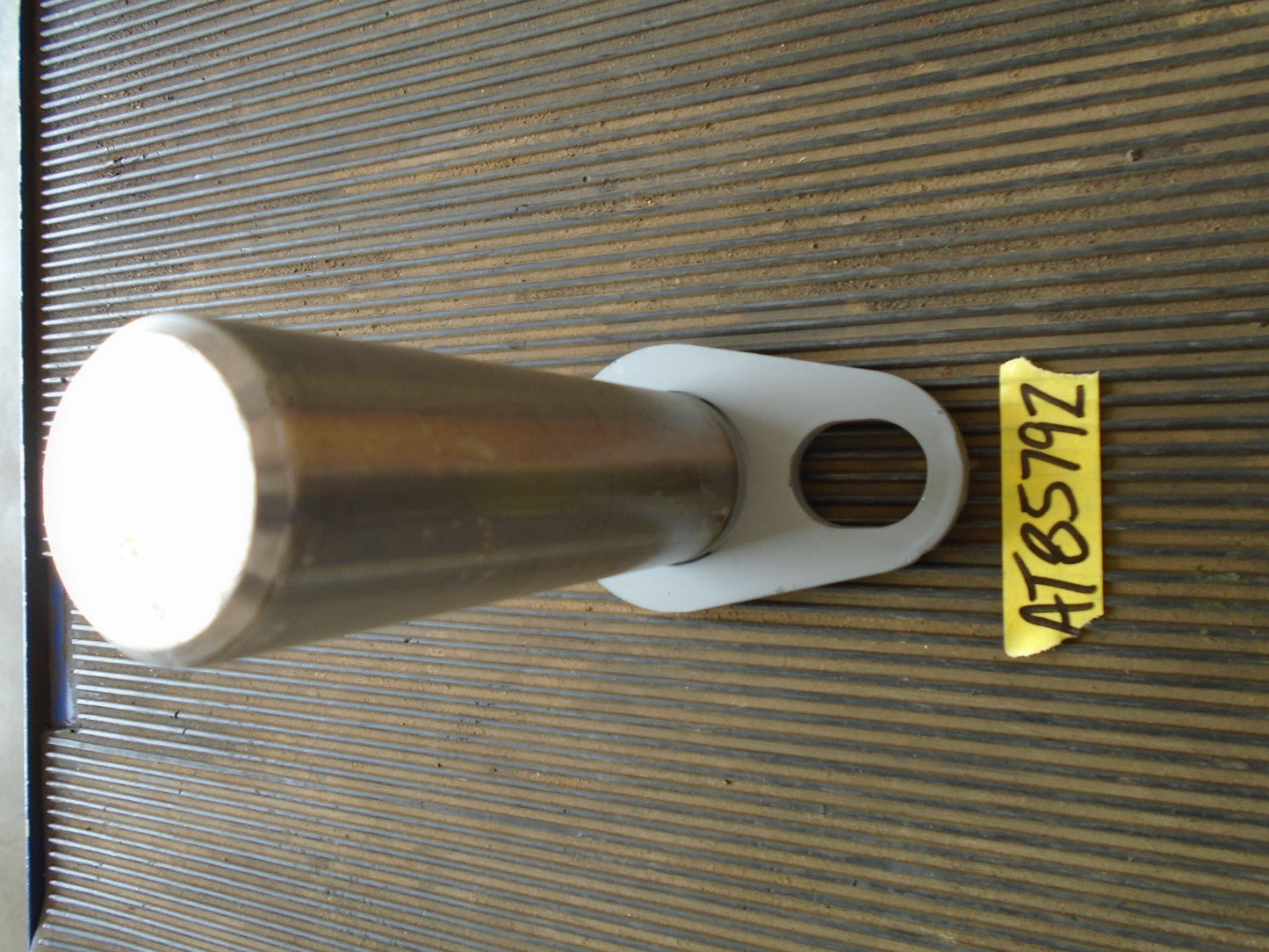 AT85792 450G 550G 650G Lift Cylinder Rear Pin