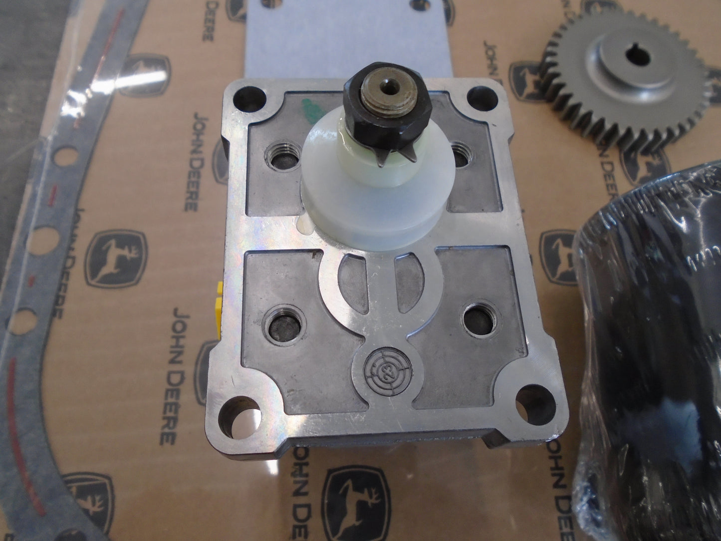 Winch Pump Gear Set with Gaskets