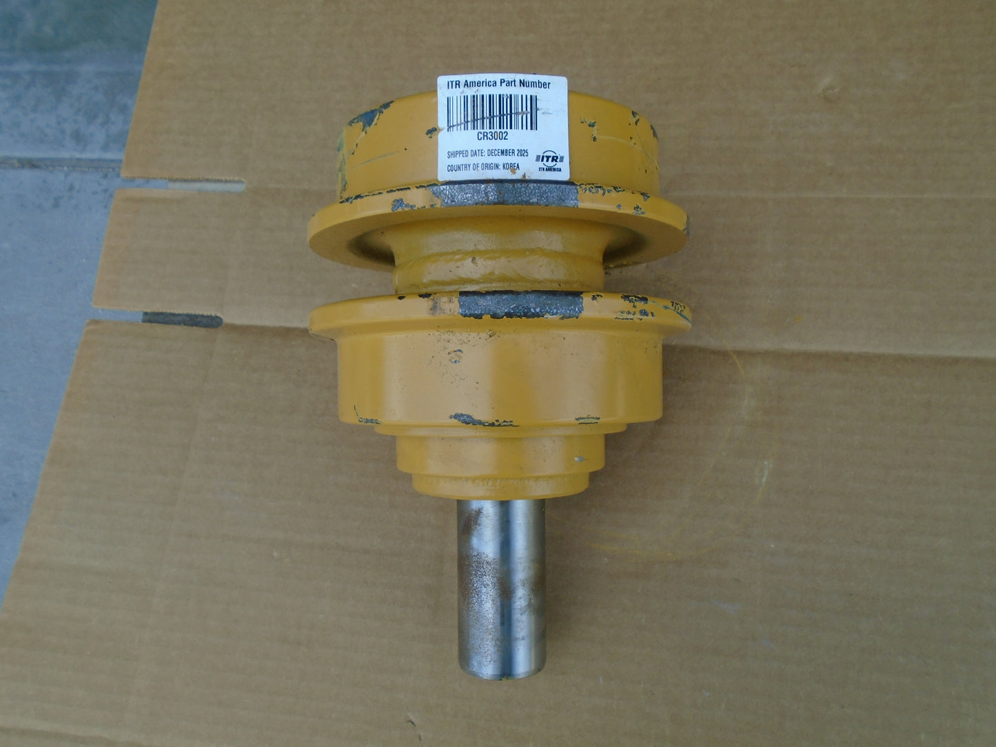 CR3002 John Deere 450 455 550 555 Clamp Style Top Carrier Roller