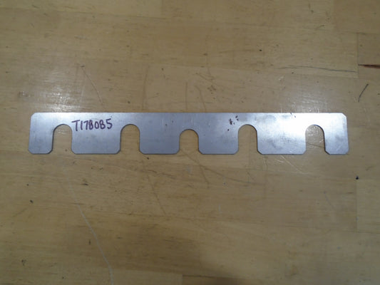 T178085 700H 700J 700K 700L 700P 1MM Side Wear Plate Idler Shim