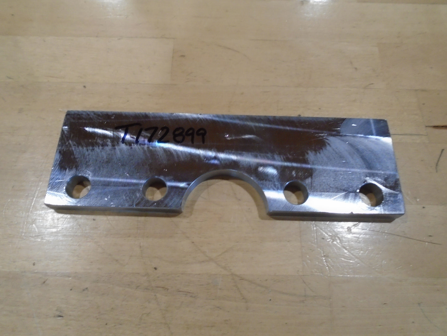 T172899 Idler Guide Plate 450H 450J 550H 550J 650H 650J
