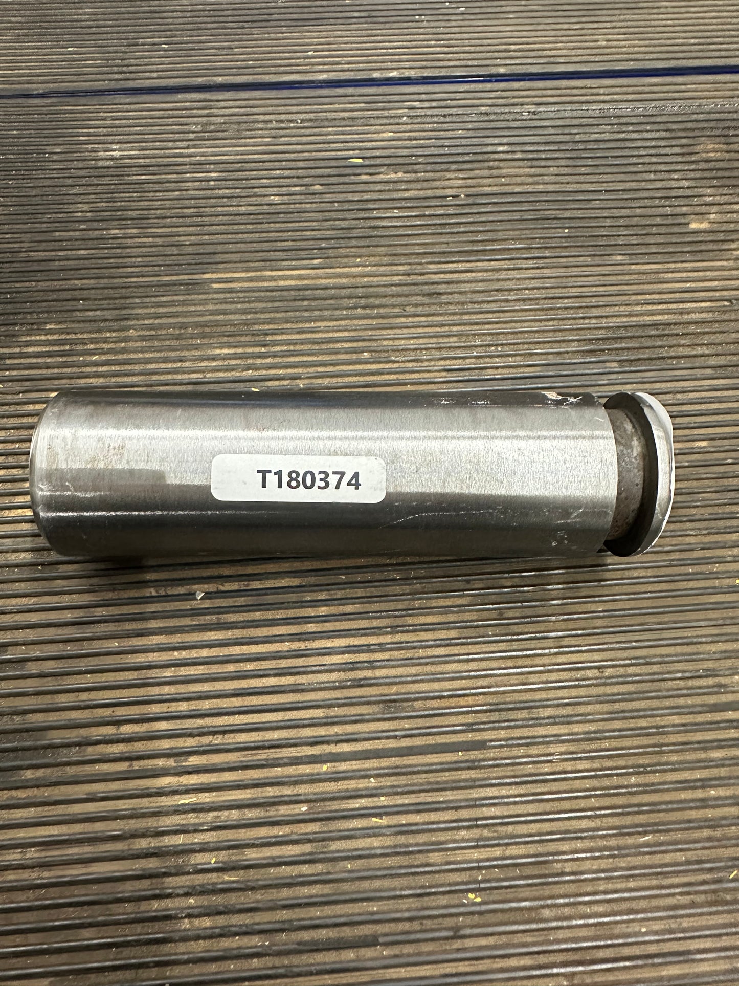 T180374 700H 700J 700K Tilt Cylinder to Blade Pin