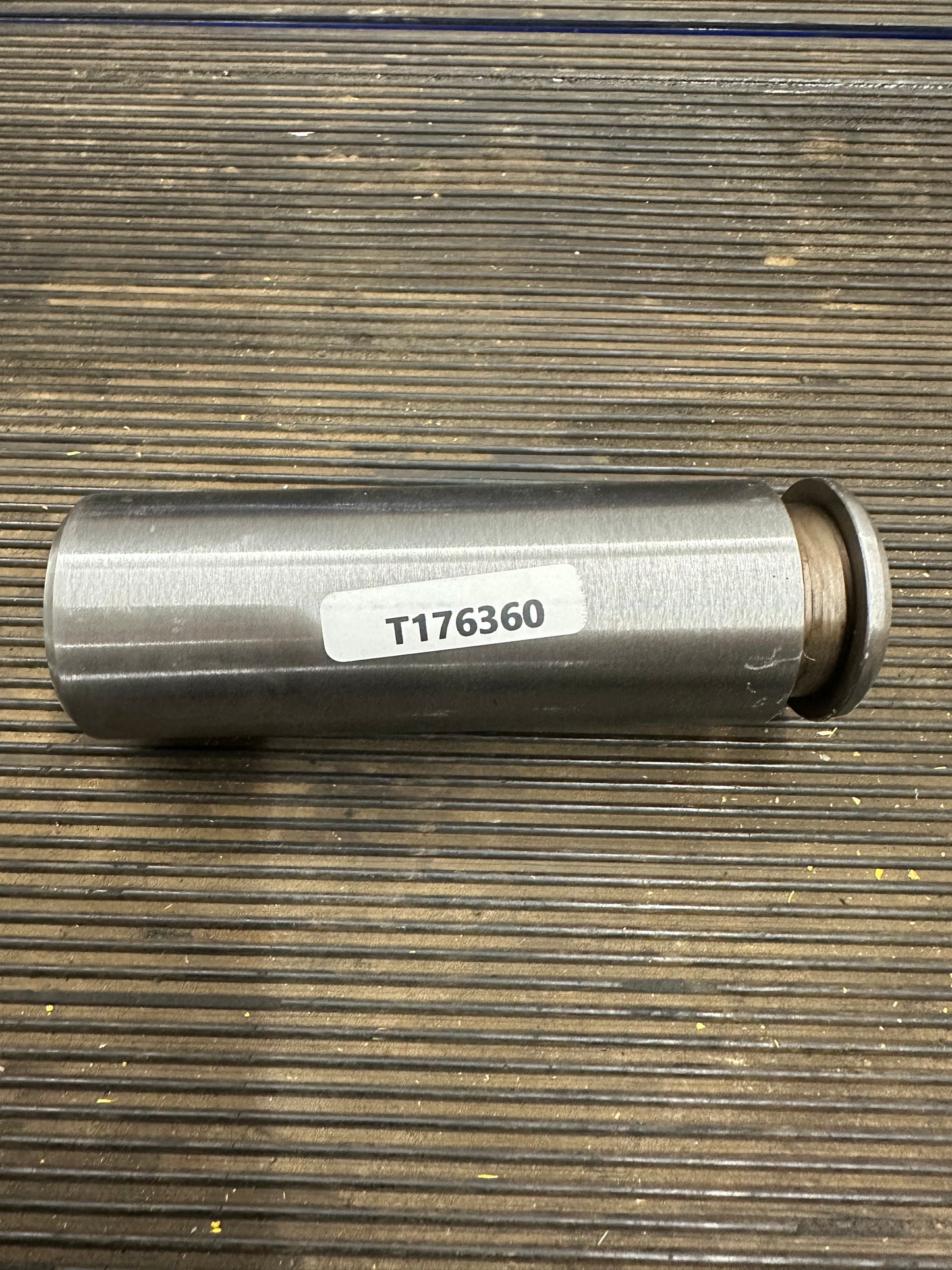 T176360 Pin for 700 Series Dozers