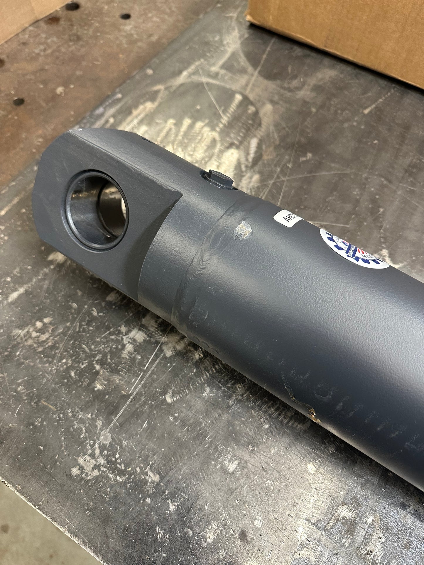 AHC15749 700H 700J 700K Lift Cylinder with Bushings AH215878 AHC15749 AHC10693 AH159938