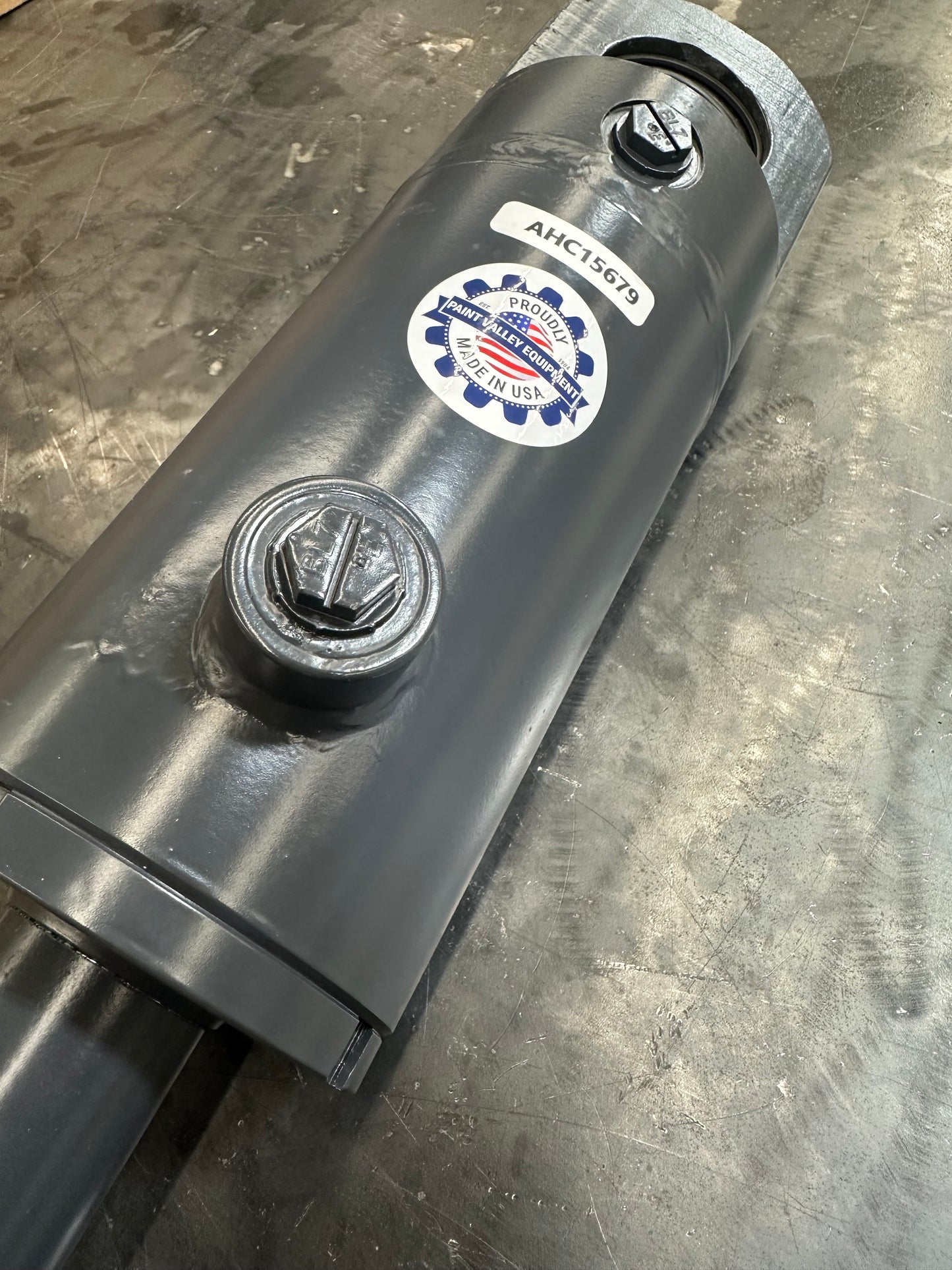 AHC15679 Tilt Cylinder with Bushings 450H 450J 550H 550J 650H 650J