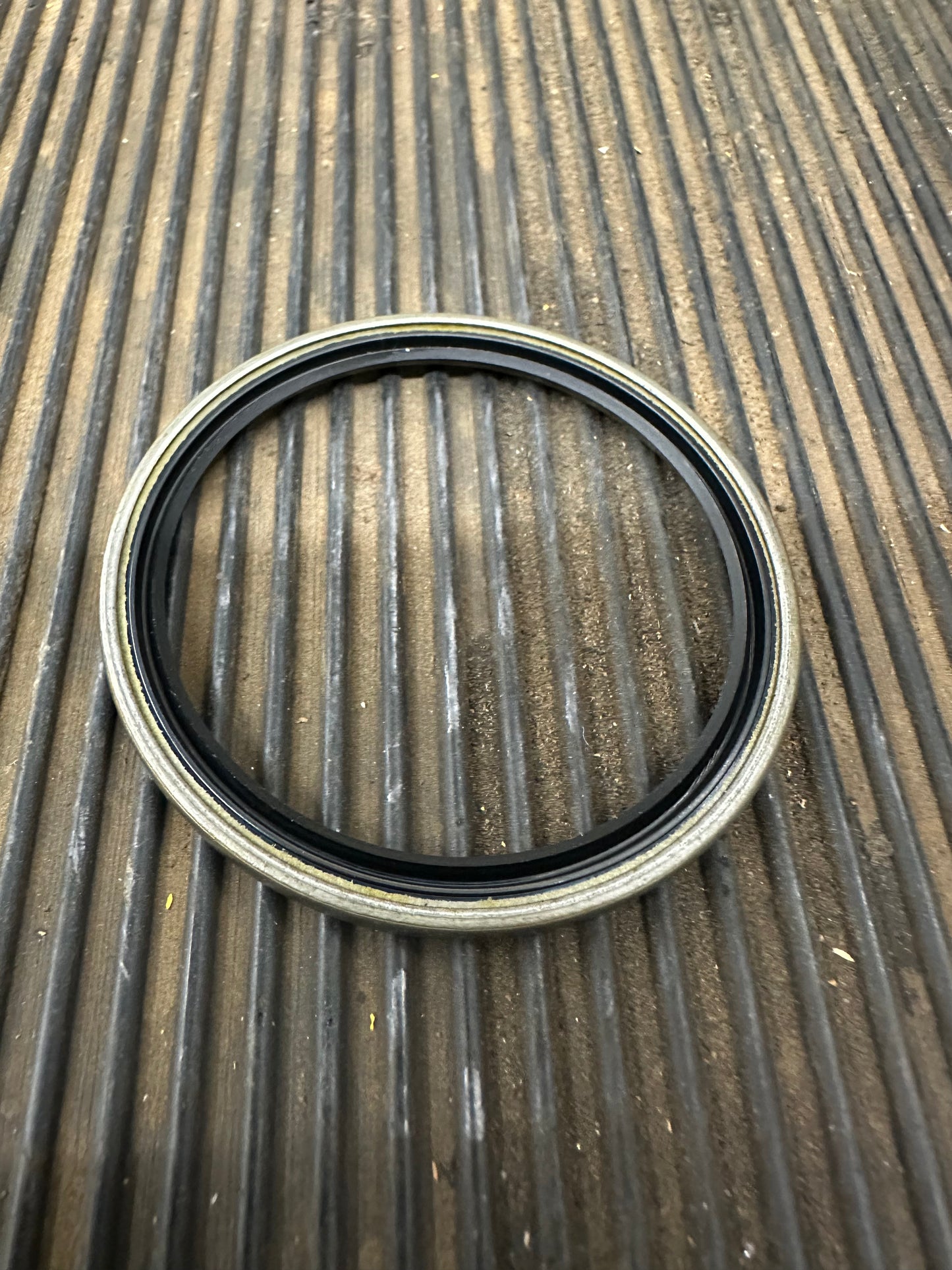 T68818 C-Frame Bushing Seal