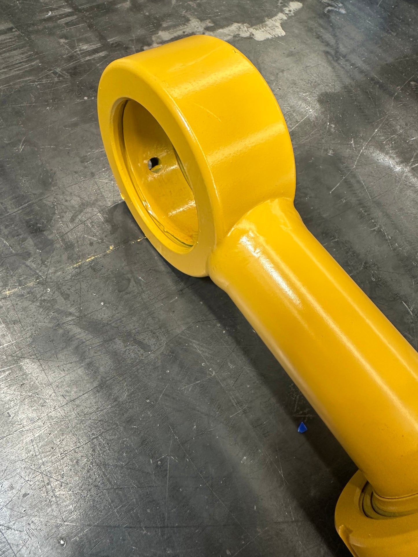 AH211851 550H 550J 650H 650J Angle Cylinder without Bushings