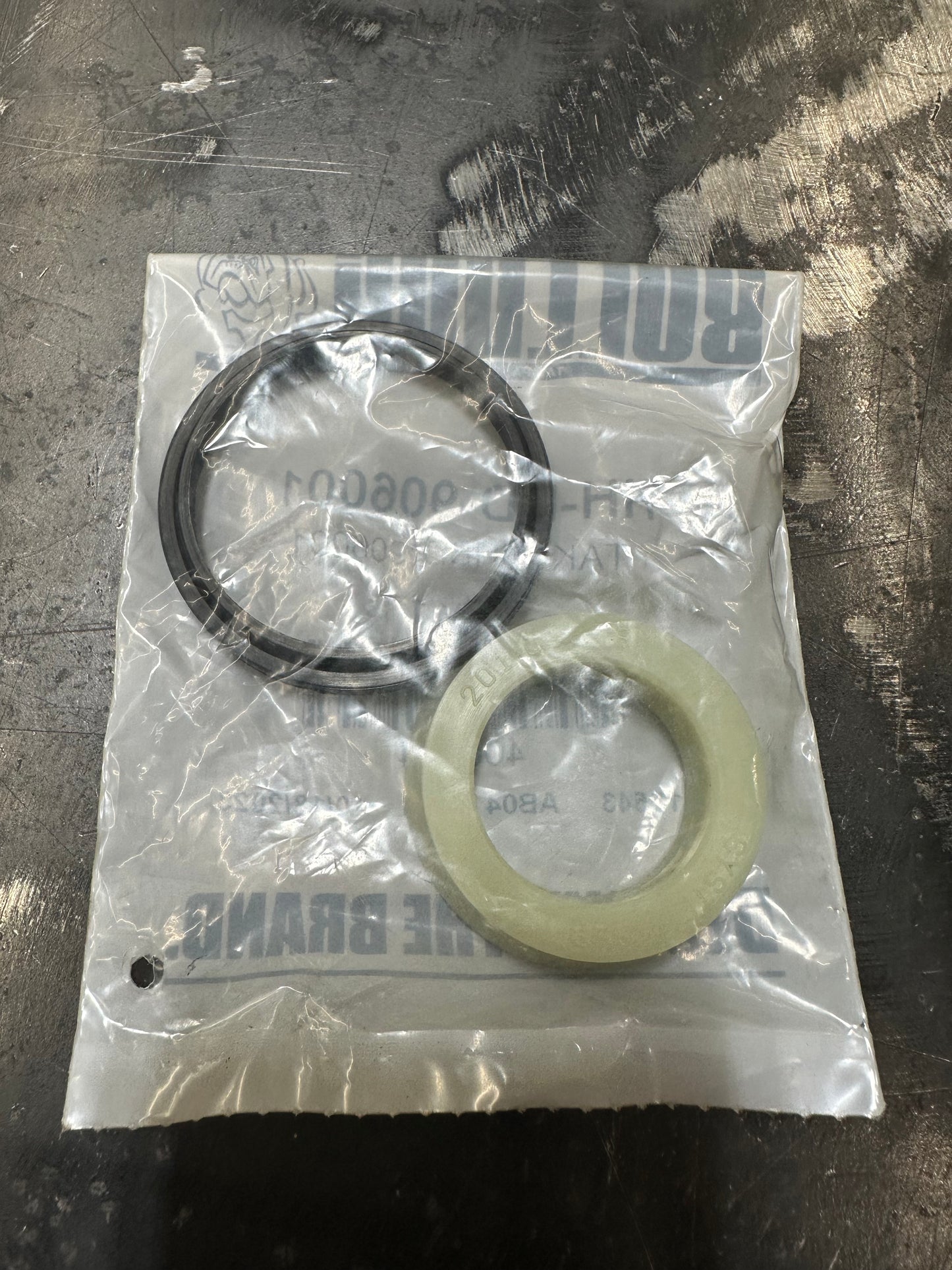 906001 TD7 TD8 TD9 Track Seal Kit Dresser Dressta Komatsu D32 D38 D39