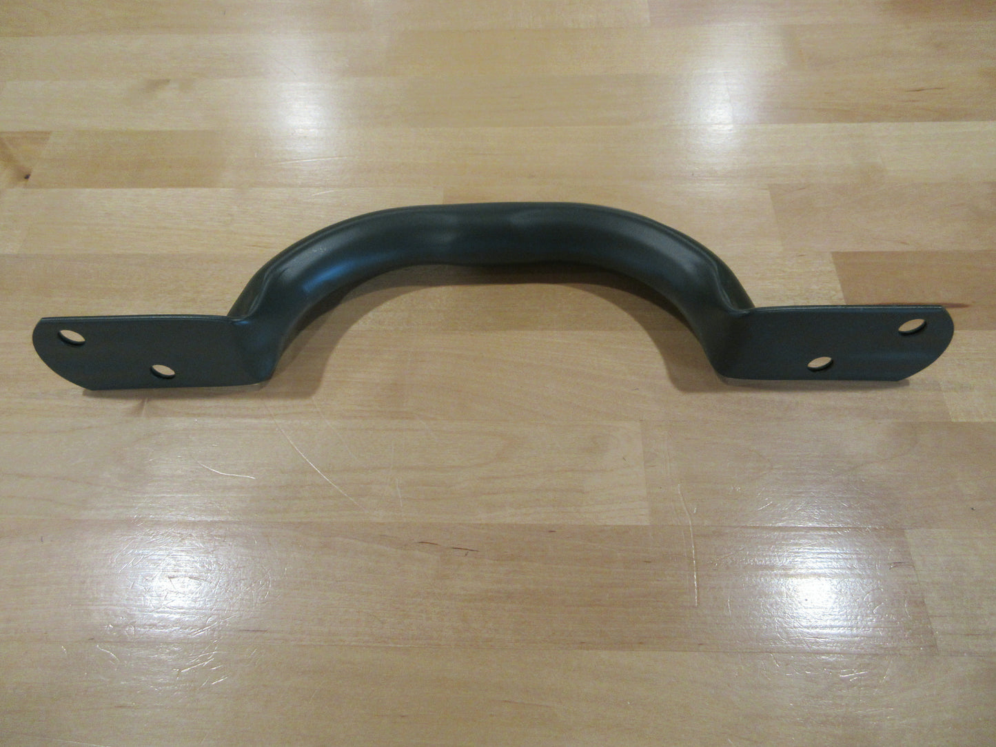 Body Side Lift Handle