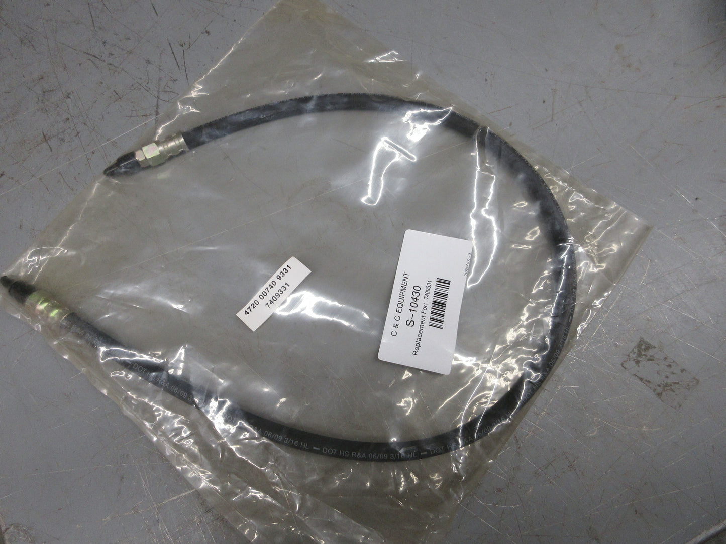 5 TON M809 M54 NEW REAR AXLE BRAKE HOSE 7409331 M818 RUBBER LINE