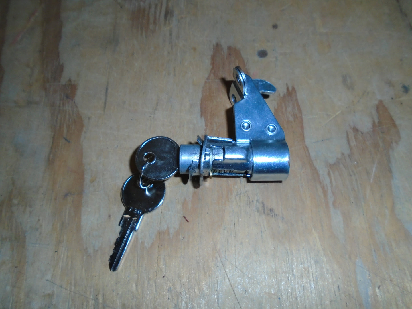 MB or GPW Tool Box Lock with Key