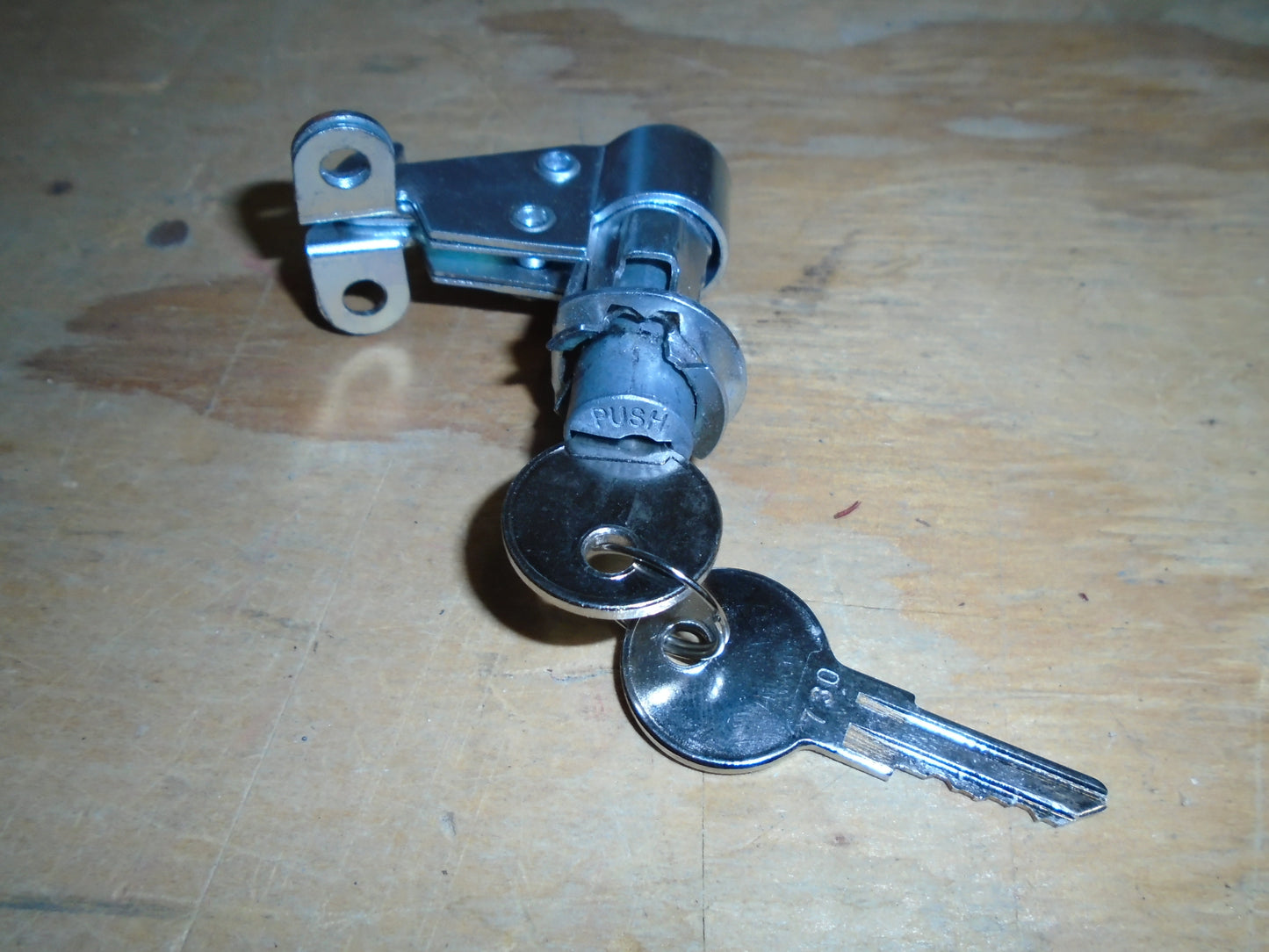 MB or GPW Tool Box Lock with Key