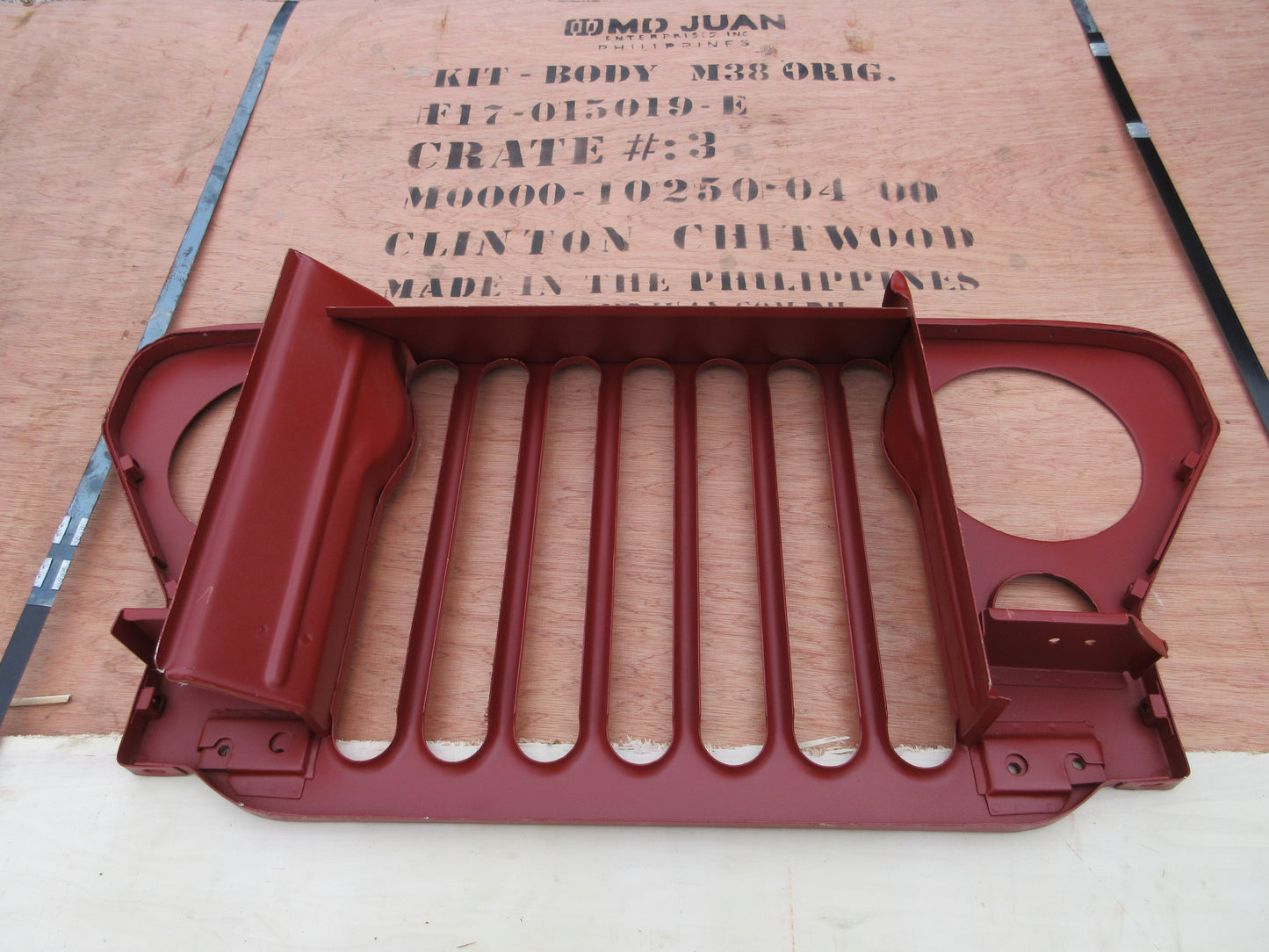 1950 -1952 M38 GRILLE WILLYS Kaiser JEEP